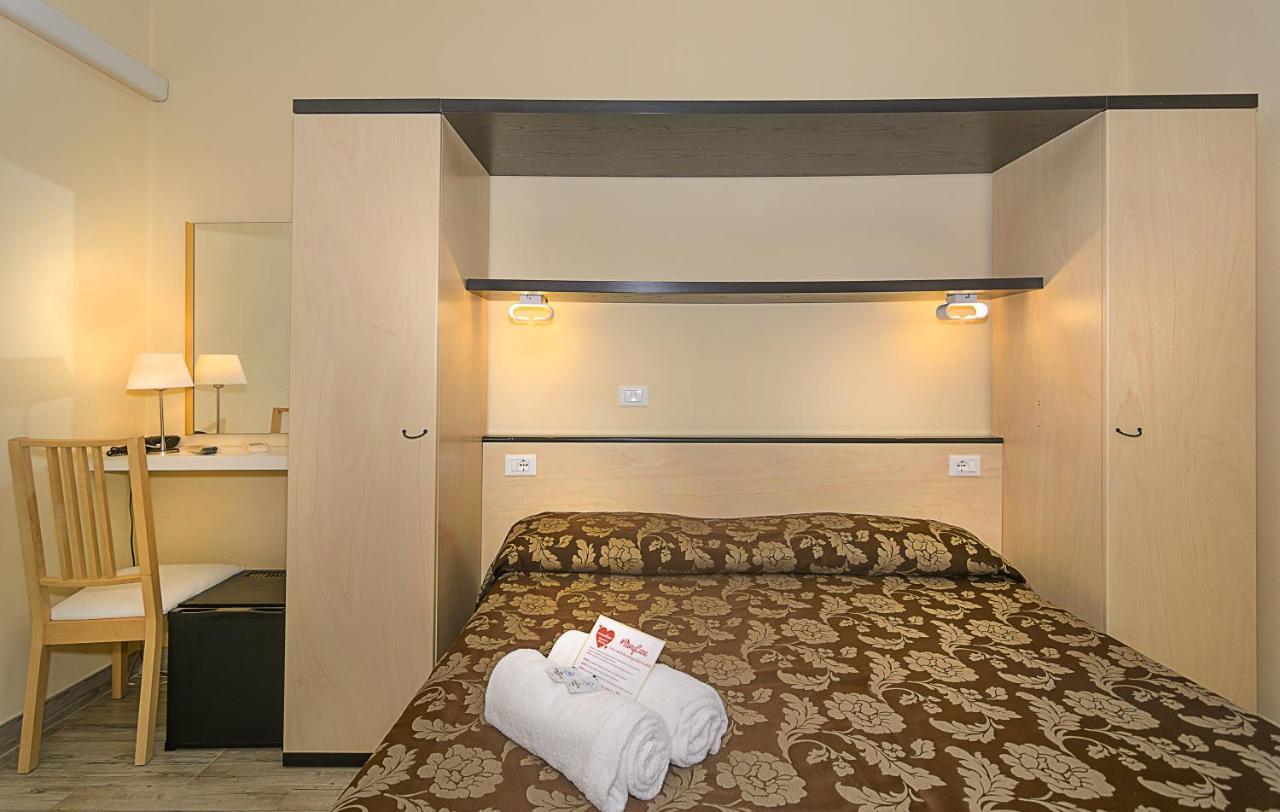 Hotel Storyville Business & Holiday Чинкуале Экстерьер фото